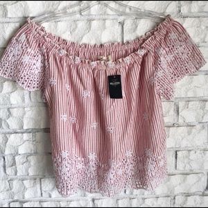 🌼Hollister Off the Shoulder Top - Size M🌼